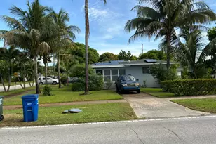 105 4th St, Lake Park, FL 33403 - Photo 1