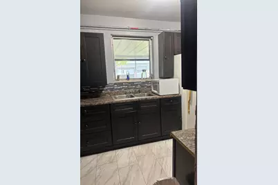 105 4th Street #105, Lake Park, FL 33403 - Photo 8
