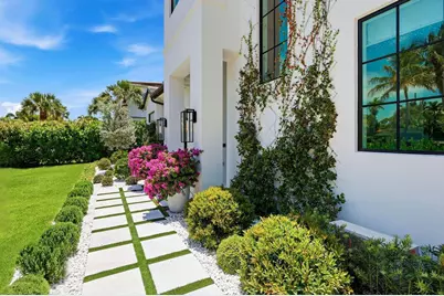 232 Linda Lane, West Palm Beach, FL 33405 - Photo 2