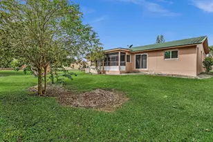 135 SW 7th Ave, South Bay, FL 33493 - Photo 46