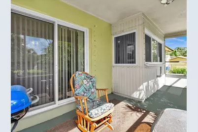 135 SW 7th Avenue, South Bay, FL 33493 - Photo 42