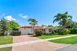 943 SW 5th St, Boca Raton, FL 33486 - Photo 2