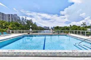3000 Holiday Dr, Fort Lauderdale, FL 33316 - Photo 30