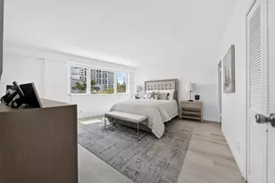 3000 Holiday Dr, Fort Lauderdale, FL 33316 - Photo 16