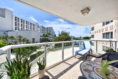 3000 Holiday Drive #502, Fort Lauderdale, FL 33316 - Photo 12