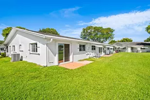 8711 NW 10th St, Plantation, FL 33322 - Photo 2
