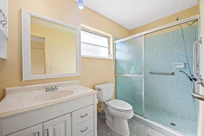 8711 NW 10th Street #D101, Plantation, FL 33322 - Photo 12