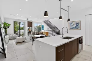 1044 N Victoria Park Rd, Fort Lauderdale, FL 33304 - Photo 1