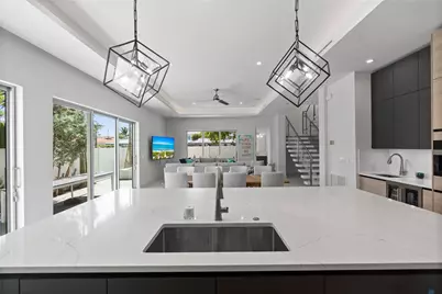 221 Shore Court, Lauderdale by the Sea, FL 33308 - Photo 22