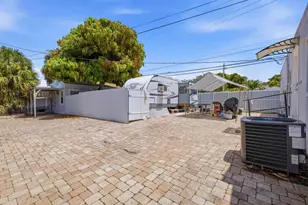 801 Hampton Rd, West Palm Beach, FL 33405 - Photo 22