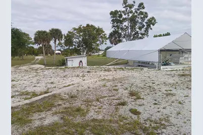 20020 NW 80th Drive, Okeechobee, FL 34972 - Photo 4