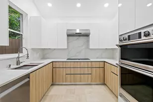 2480 NW 66th Dr, Boca Raton, FL 33496 - Photo 2