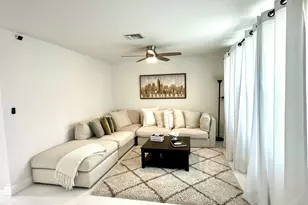 121 Eider Ct, Royal Palm Beach, FL 33411 - Photo 2