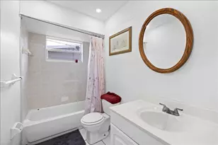 8407 NW 25th Ct, Sunrise, FL 33322 - Photo 16