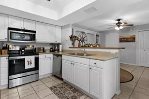 12039 Basin St N, Wellington, FL 33414 - Photo 10