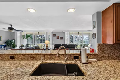 103 Half Moon Circle #H1, Hypoluxo, FL 33462 - Photo 48