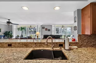 103 Half Moon Cir, Hypoluxo, FL 33462 - Photo 48
