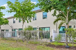 2025 Oysterwood Ln, Riviera Beach, FL 33410 - Photo 20