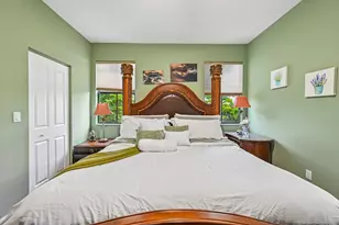 2025 Oysterwood Ln, Riviera Beach, FL 33410 - Photo 14