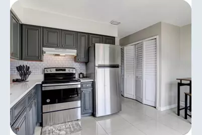 124 Walker Avenue, Greenacres, FL 33463 - Photo 2