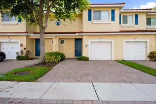 2789 S Evergreen Cir, Boynton Beach, FL 33426 - Photo 1