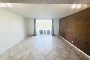 2820 Tennis Club Dr, West Palm Beach, FL 33417 - Photo 2