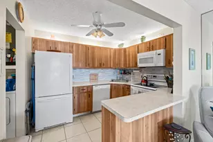 3589 La Aires Ct, Greenacres, FL 33463 - Photo 6