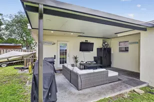 1633 NE 51st Ct, Pompano Beach, FL 33064 - Photo 26