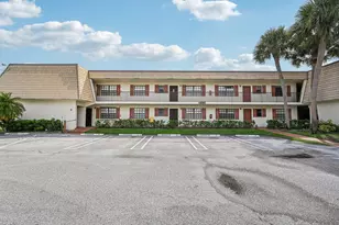 4682 Oak Terrace Dr, Greenacres, FL 33463 - Photo 2