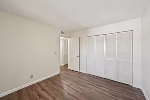 4682 Oak Terrace Dr, Greenacres, FL 33463 - Photo 10