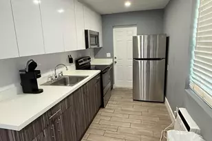 906 N Riverside Dr, Pompano Beach, FL 33062 - Photo 14