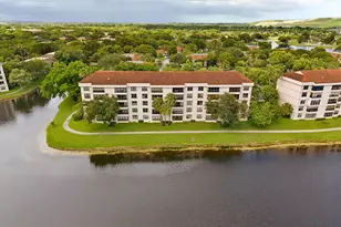 2768 Carambola Cir S, Coconut Creek, FL 33066 - Photo 2