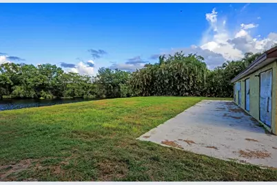 15801 W Wind Circle, Sunrise, FL 33326 - Photo 22