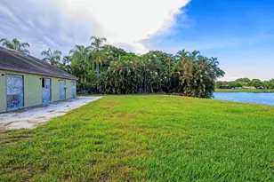 15801 W Wind Cir, Sunrise, FL 33326 - Photo 4