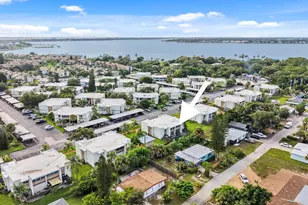 1310 NE 14th Ct, Jensen Beach, FL 34957 - Photo 30