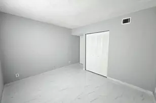 6505 Winfield Blvd, Margate, FL 33063 - Photo 12