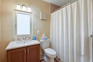 3925 NW 35th Ave, Lauderdale Lakes, FL 33309 - Photo 14