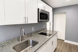 849 W 2nd St, Riviera Beach, FL 33404 - Photo 2