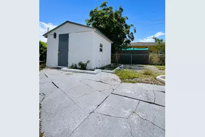 173 W 16th Street, Riviera Beach, FL 33404 - Photo 2