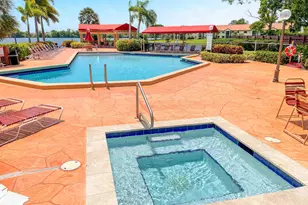 305 Congressional Way, Deerfield Beach, FL 33442 - Photo 22