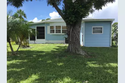 114 Camino Del Rio, Port Saint Lucie, FL 34952 - Photo 2