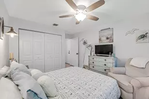 8429 Long Bay, West Palm Beach, FL 33411 - Photo 36