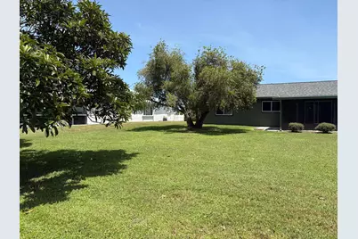 1422 SE Arenson Lane, Port Saint Lucie, FL 34952 - Photo 8