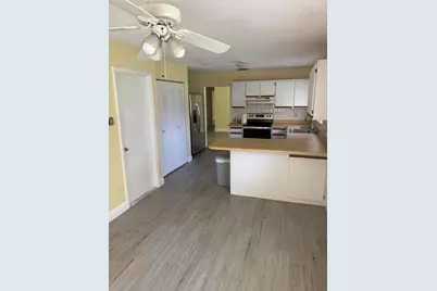 1422 SE Arenson Lane, Port Saint Lucie, FL 34952 - Photo 18