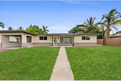 256 Greenbrier Drive, Palm Springs, FL 33461 - Photo 4