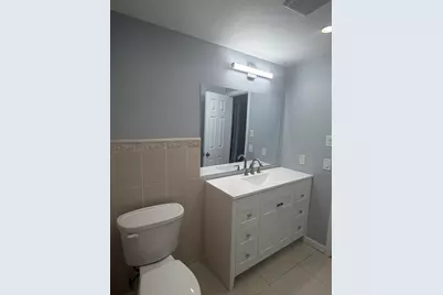 2701 Middle River Drive #21, Fort Lauderdale, FL 33306 - Photo 14