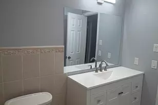 2701 Middle River Dr, Fort Lauderdale, FL 33306 - Photo 14
