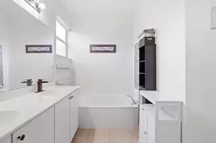 991 NW Leonardo Cir, Port Saint Lucie, FL 34986 - Photo 20