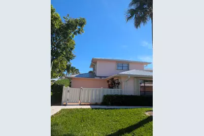 1772 Gulfstream Avenue #E1, Fort Pierce, FL 34949 - Photo 16