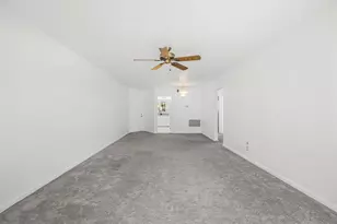 2 Garden St, Tequesta, FL 33469 - Photo 8